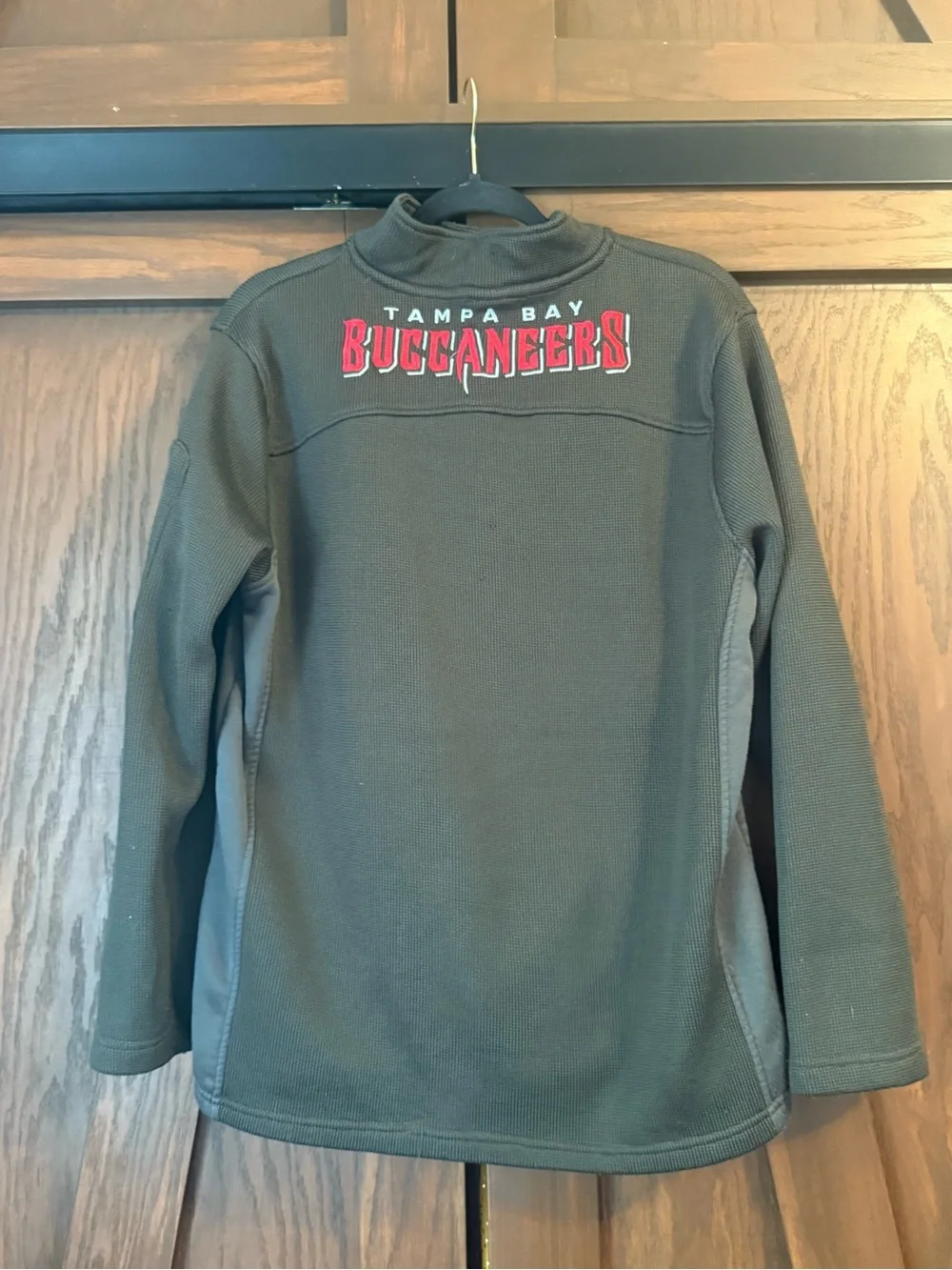Tampa Bay Buccaneers 1/4 Zip Pullover NFL Team Apparel 7th Collection Sz L Good